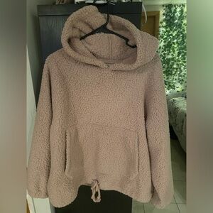 American eagle fuzzy hoodie